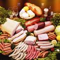 نگاهی کوتاه به تاریخچه فرآورده های گوشتی (سوسیس وکالباس)